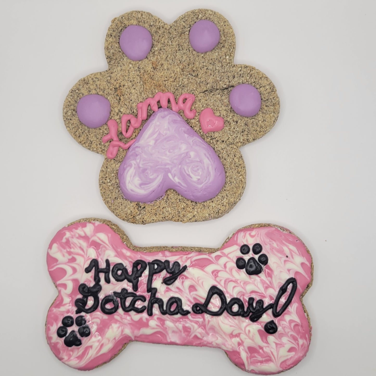 Large Size Grain Free Dog Treat W/ Grain Free Icing