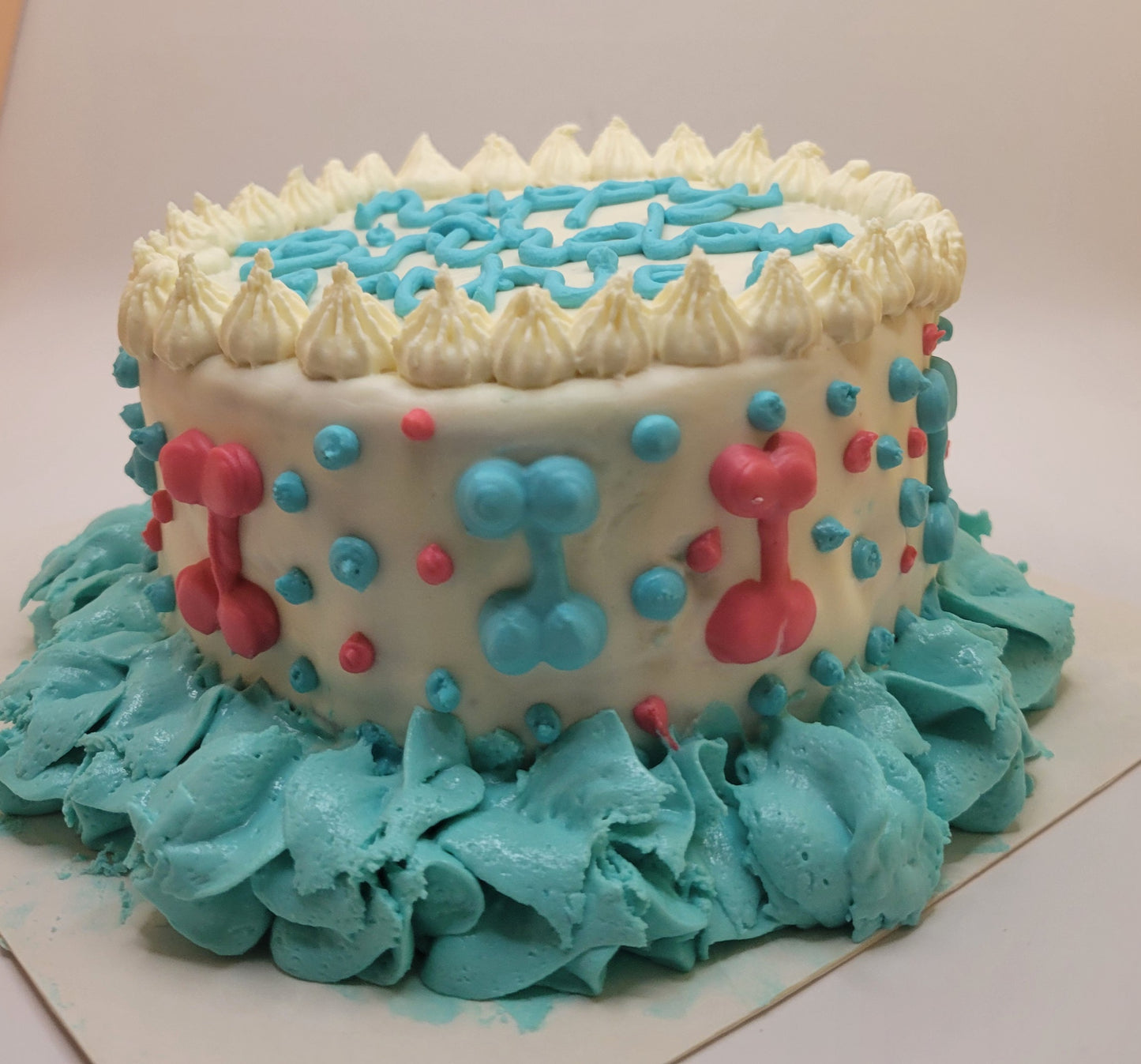 4 Inch Single Layer Basic Design Cake (The Uno Cake)