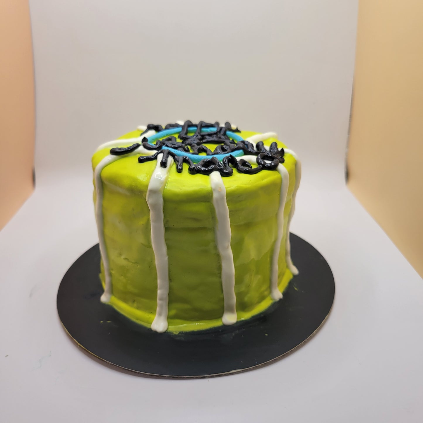 4 inch Single Layer Mid Tier Cake (The Rocky Cake)