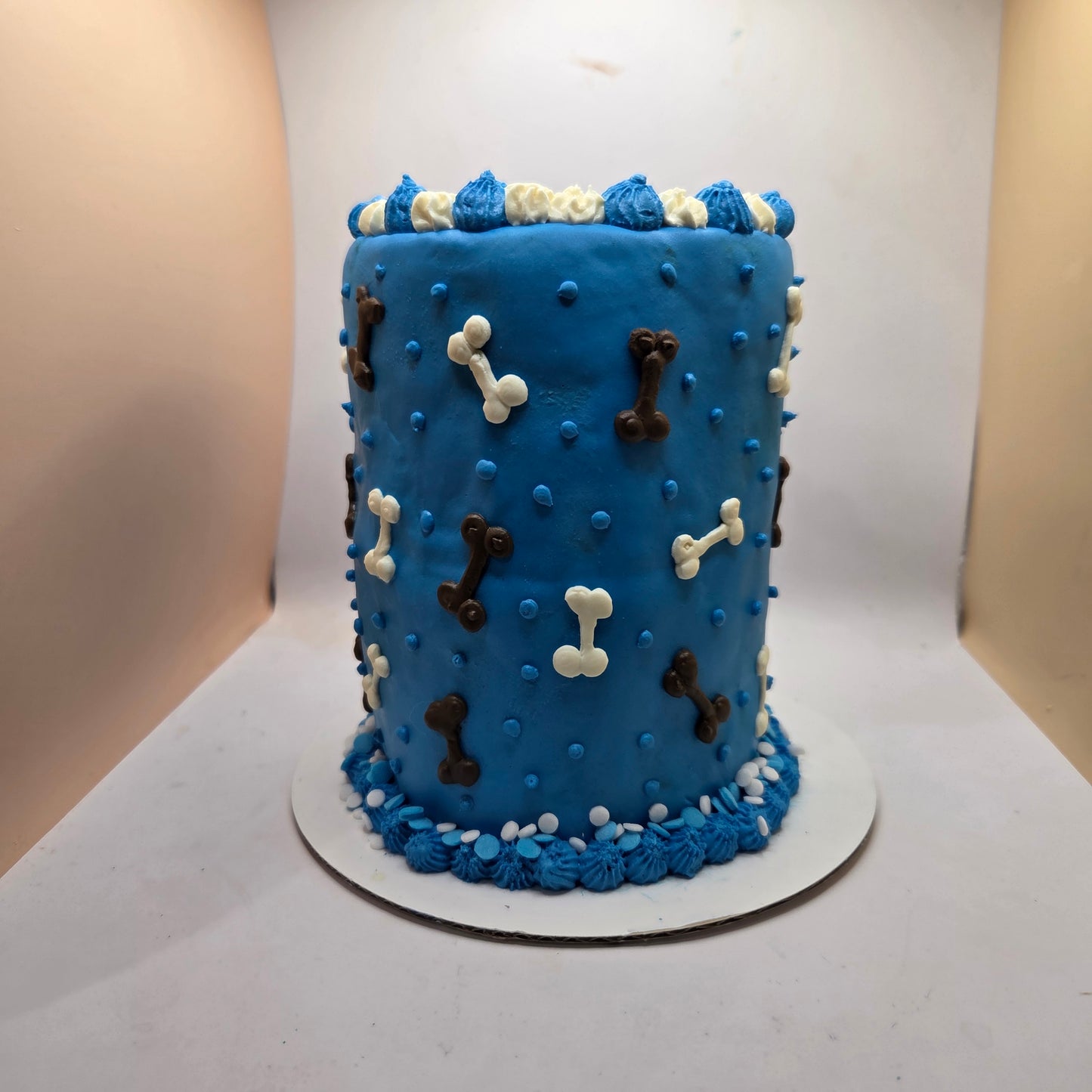 4 inch Round Double Layer Basic Tier ( The Uno Cake)