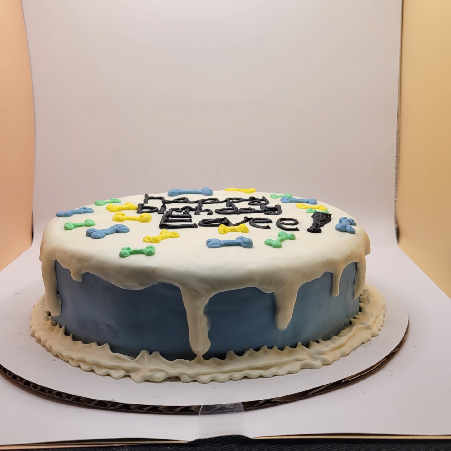6 inch Round Single layer Basic Tier ( The Jake Cake)