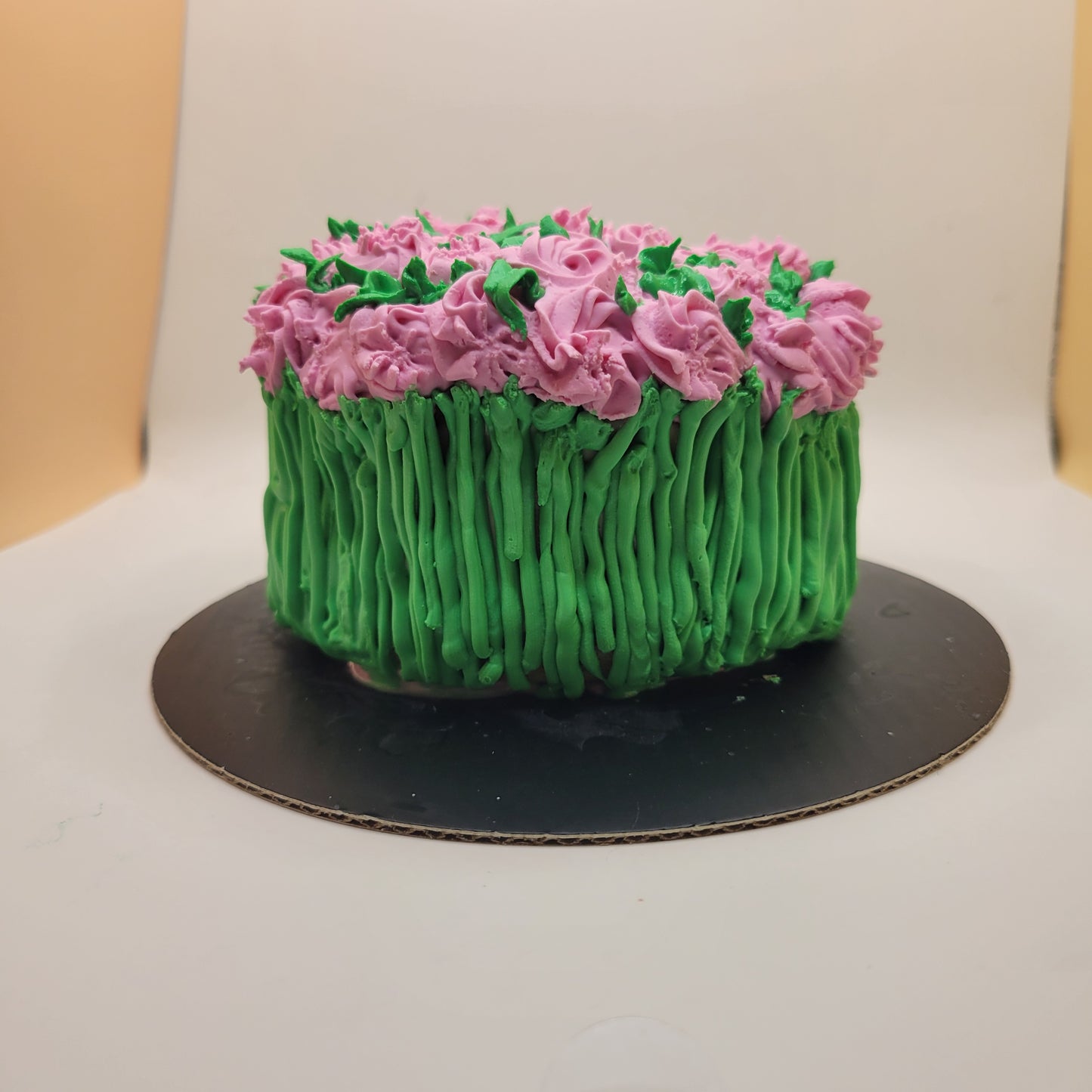4 inch Single Layer Mid Tier Cake (The Rocky Cake)