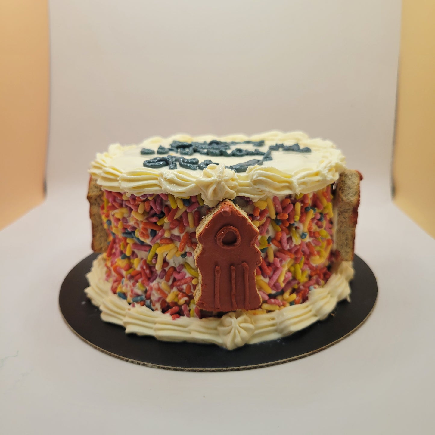 4 inch Single Layer Mid Tier Cake (The Rocky Cake)