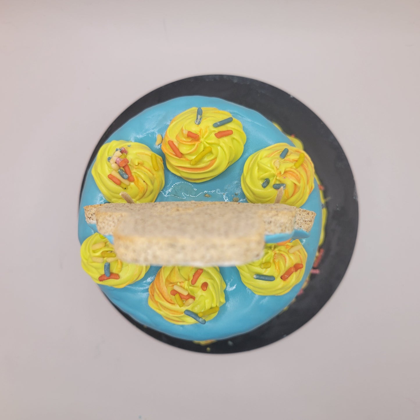 4 inch Single Layer Mid Tier Cake (The Rocky Cake)