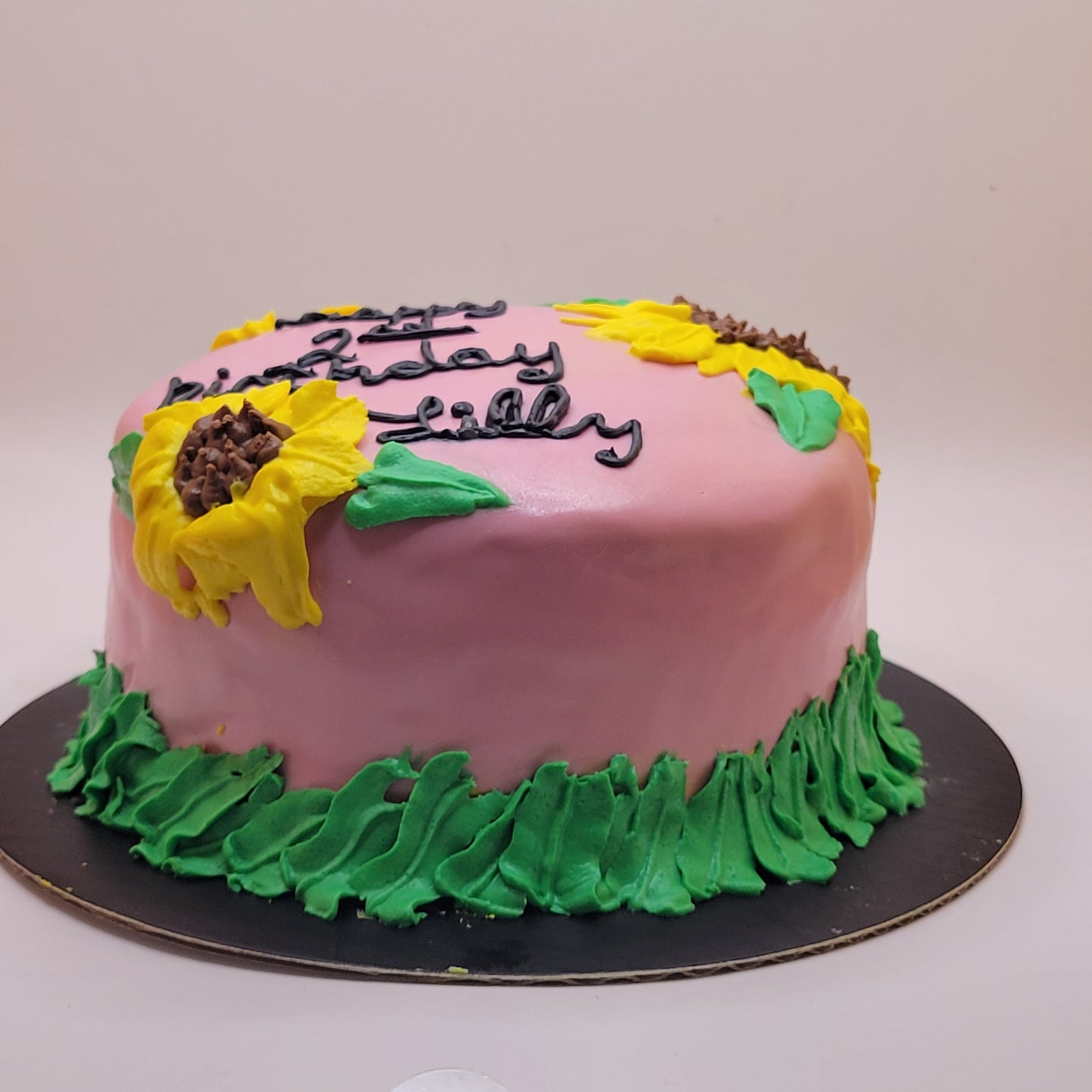4 inch Single Layer Mid Tier Cake (The Rocky Cake)