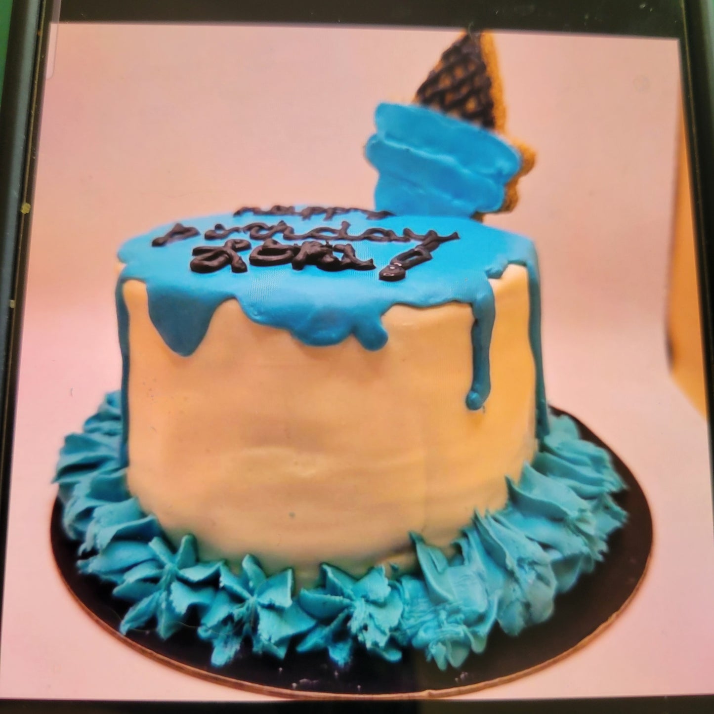 4 inch Single Layer Mid Tier Cake (The Rocky Cake)